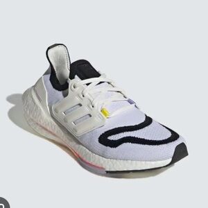 Adidas UltraBoost 22 Core White Sneakers Womens 7